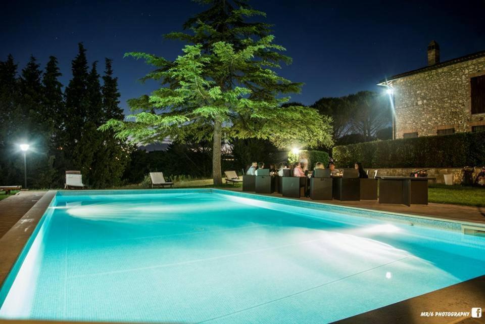 Gorgeous 2-Storey Villa With A Large Private Pool Todi Exterior photo